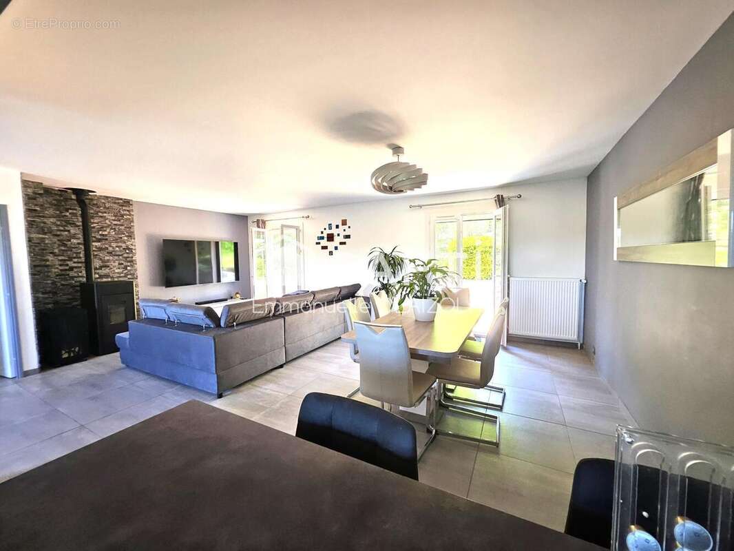 Photo 8 - Maison à SAINT-ARNOULT-EN-YVELINES