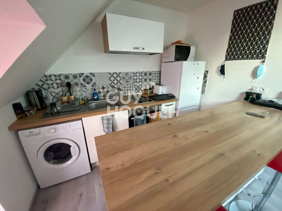 Appartement à BAGUER-MORVAN