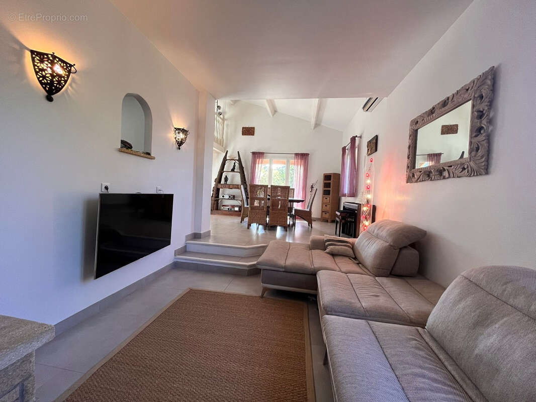 Maison à LA TURBIE