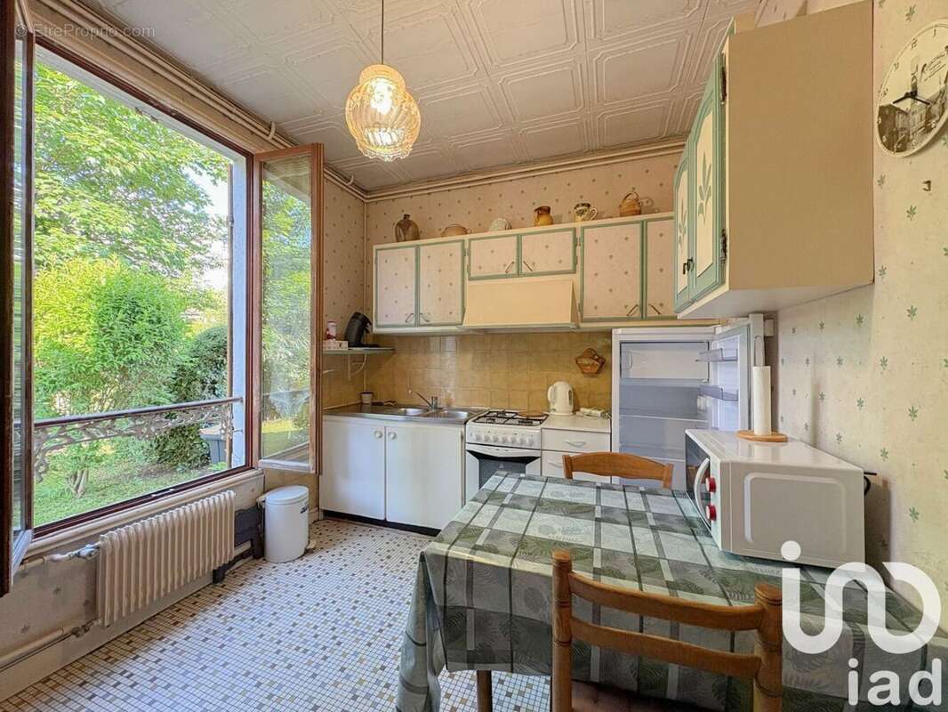 Photo 6 - Maison à LE PLESSIS-TREVISE