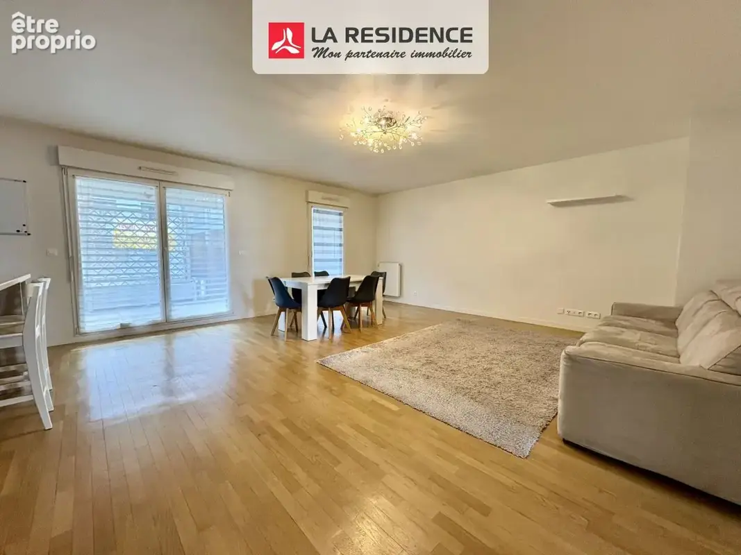 Appartement à VELIZY-VILLACOUBLAY