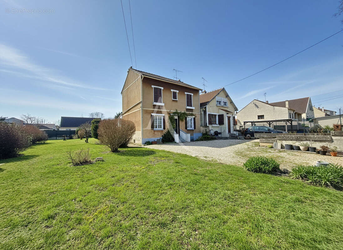 Maison à MEAUX
