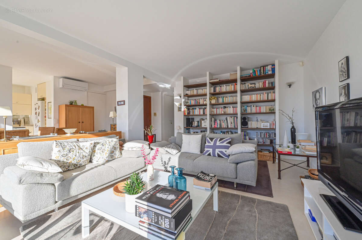 Appartement à SAINT-MAUR-DES-FOSSES