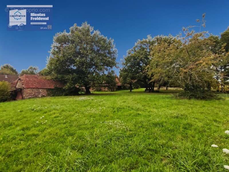 Maison à SAVIGNY-SUR-SEILLE