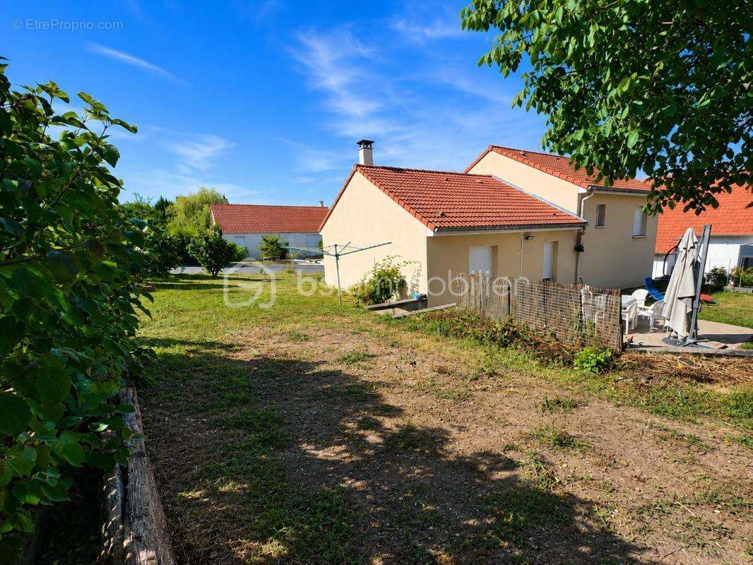 Un cadre de vie paisible pour une maison pensée pour la famille - photo 5
