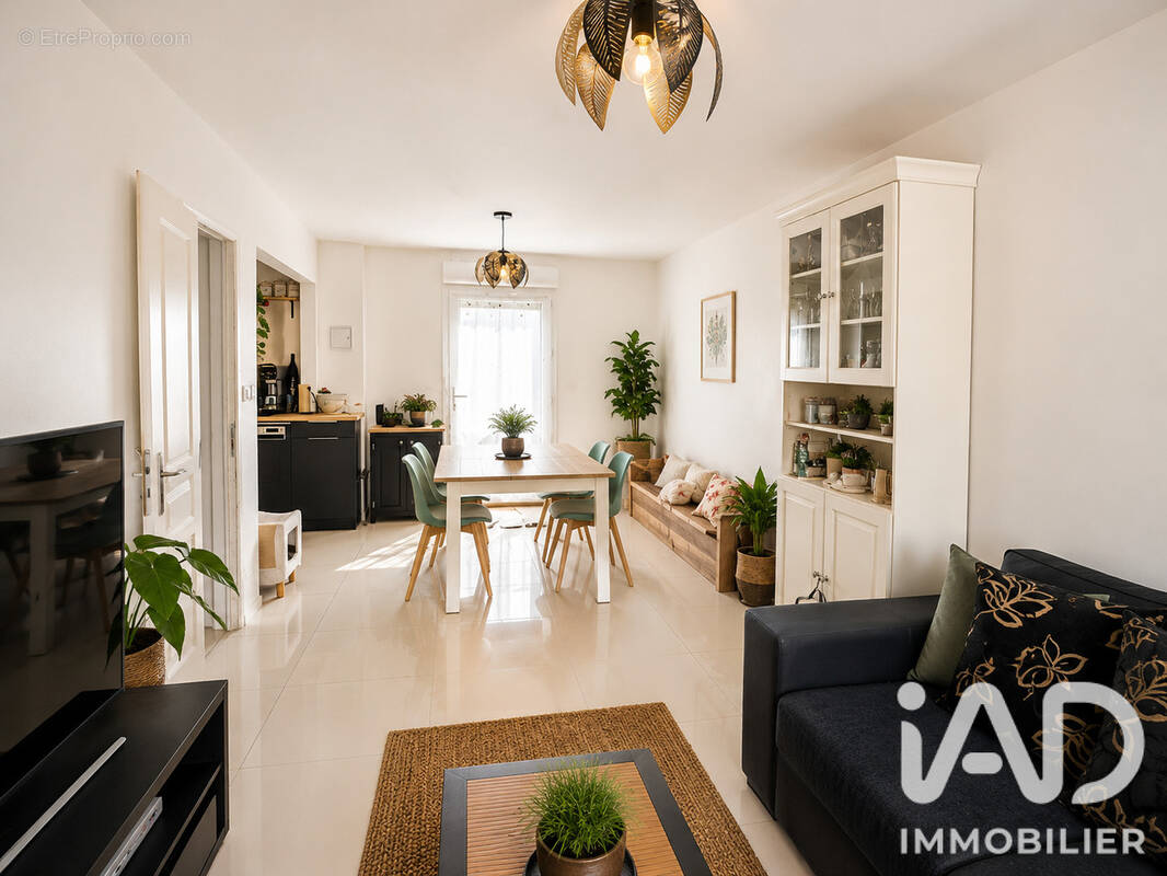 Photo 1 - Maison à VILLENAVE-D'ORNON
