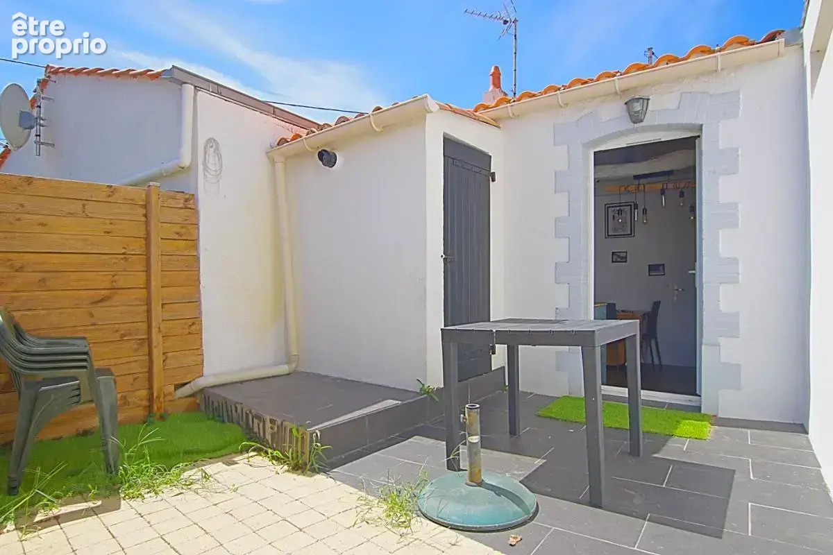 Maison 2 pièces 35 m² à vendre à Les Sables-D'olonne (85100) - photo 2