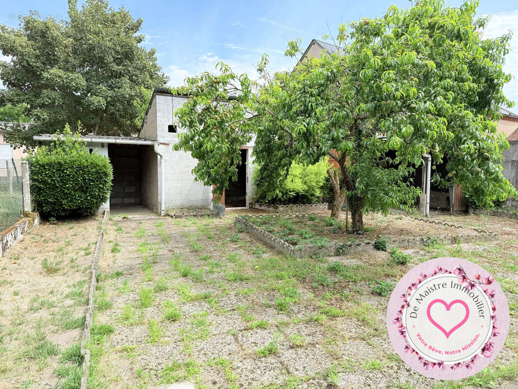 Maison 84 m² à Saint-Florent  - photo 6