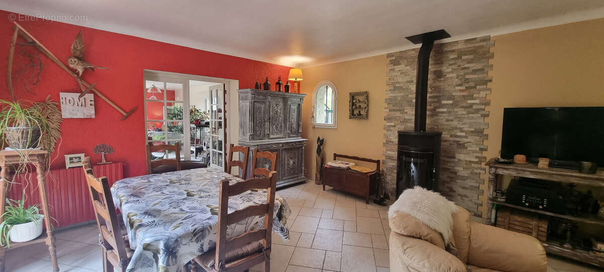 Maison à LA SAULSOTTE