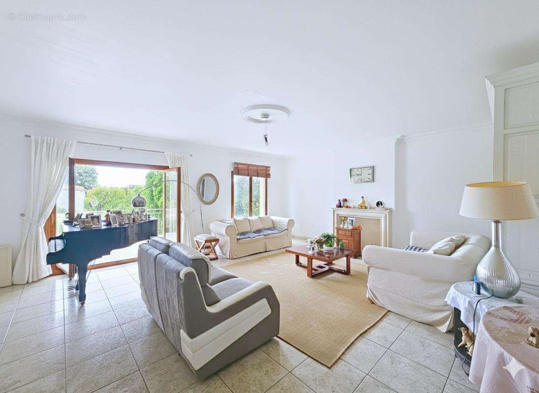 Colomiers - Parc du Garroussal Villa contemporaine T4/5, jardin de 753m² - photo 3