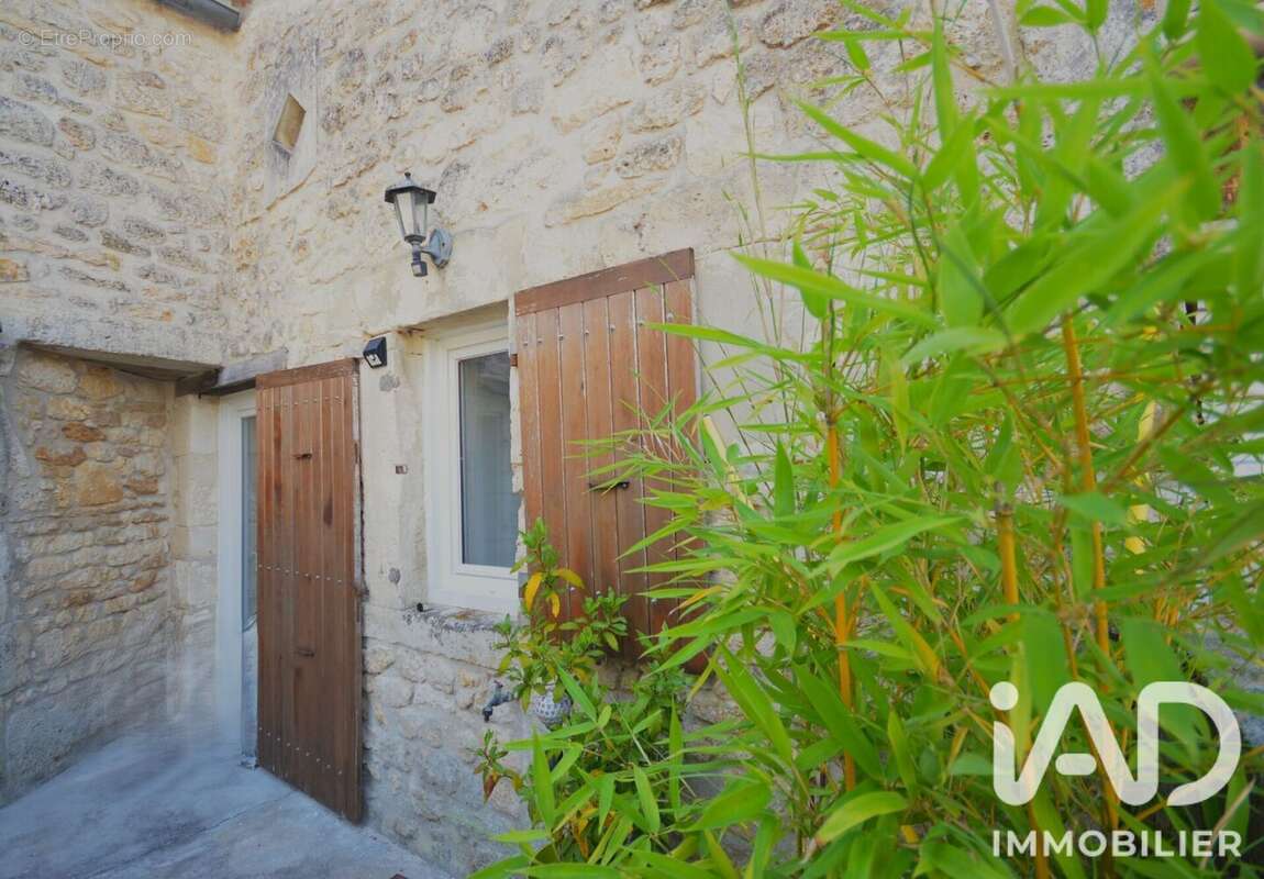Maison 116 m² à Pisany  - photo 2