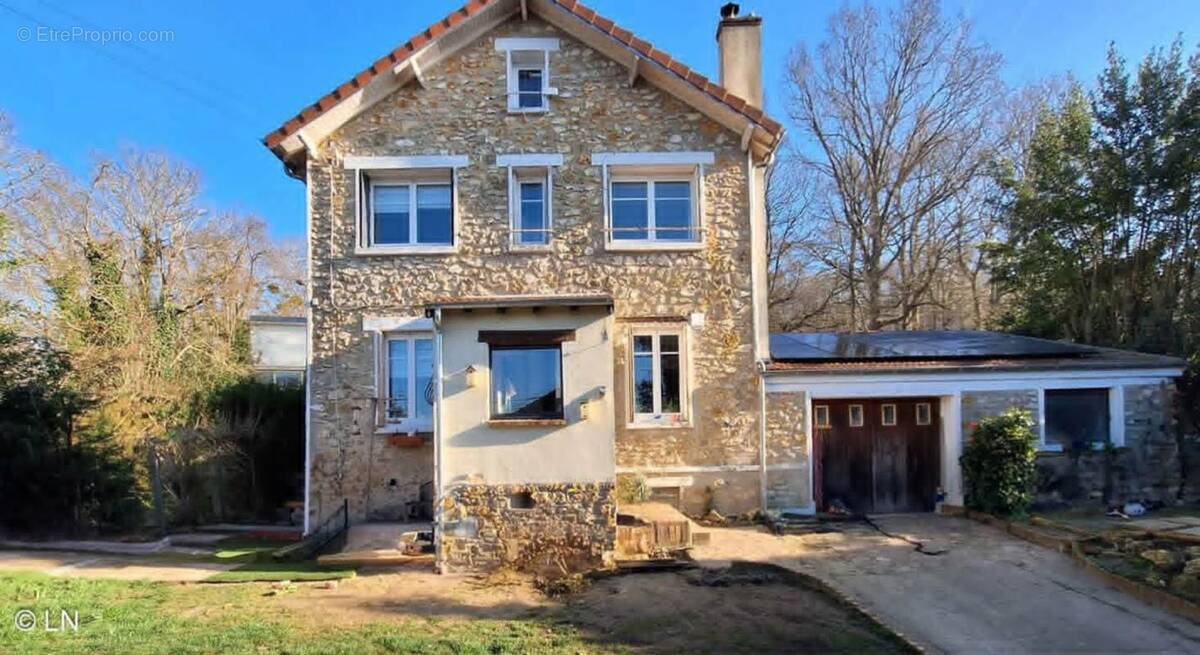 Maison à TRIEL-SUR-SEINE