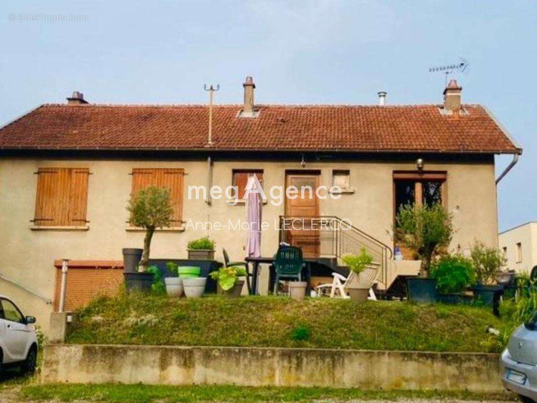 Maison à FRANS