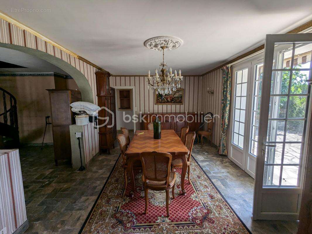 2 Maisons    proche St Emilion      de 150 m2 et 100m2                180000€        St Pey D'armens - photo 3