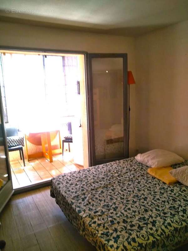 Appartement à LA LONDE-LES-MAURES