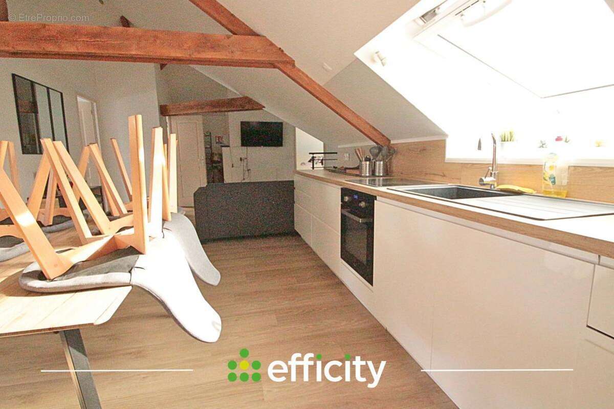 Appartement 587 m² à Colombelles  - photo 6