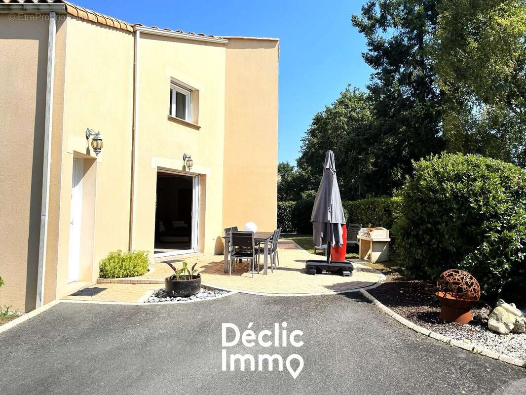 Maison à VENANSAULT