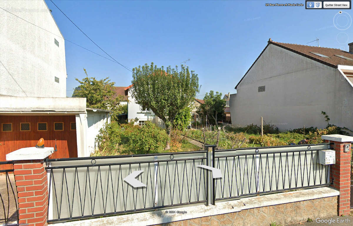 Maison à PARAY-VIEILLE-POSTE