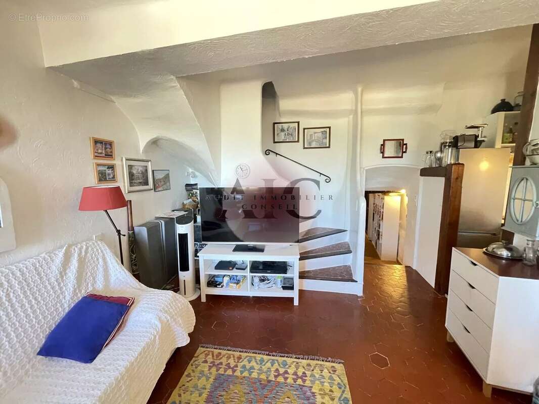 Appartement à FAYENCE