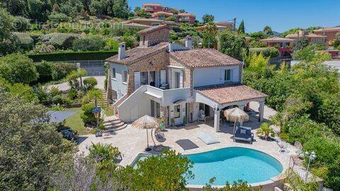 Maison à MANDELIEU-LA-NAPOULE