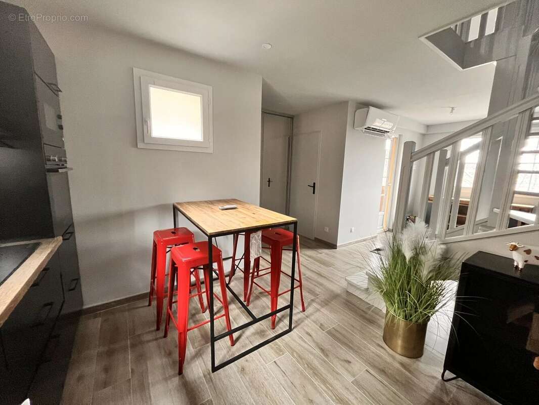 Maison à LES ANGLES