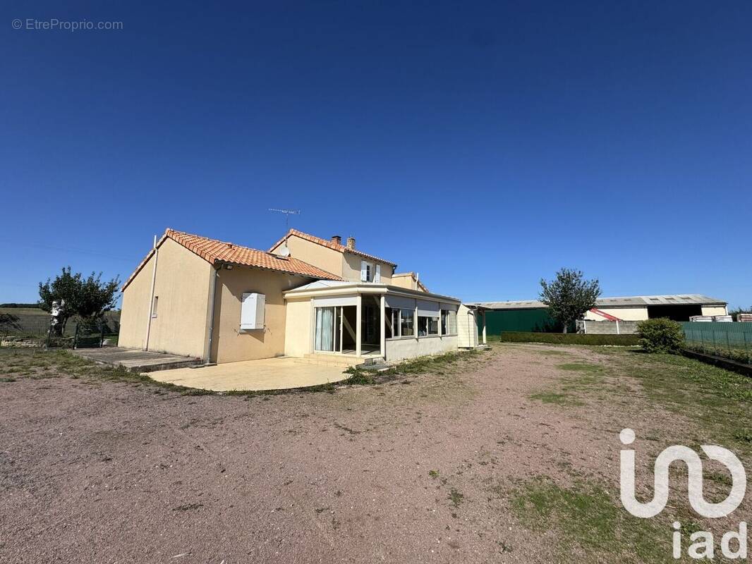 Photo 1 - Maison à DOUSSAY