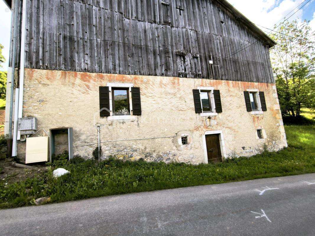 Appartement à MIEUSSY