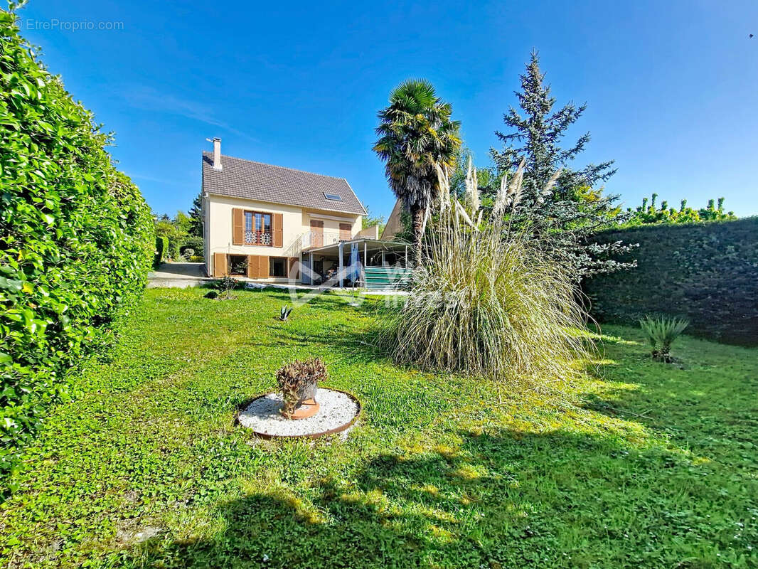 Maison à THORIGNY-SUR-MARNE