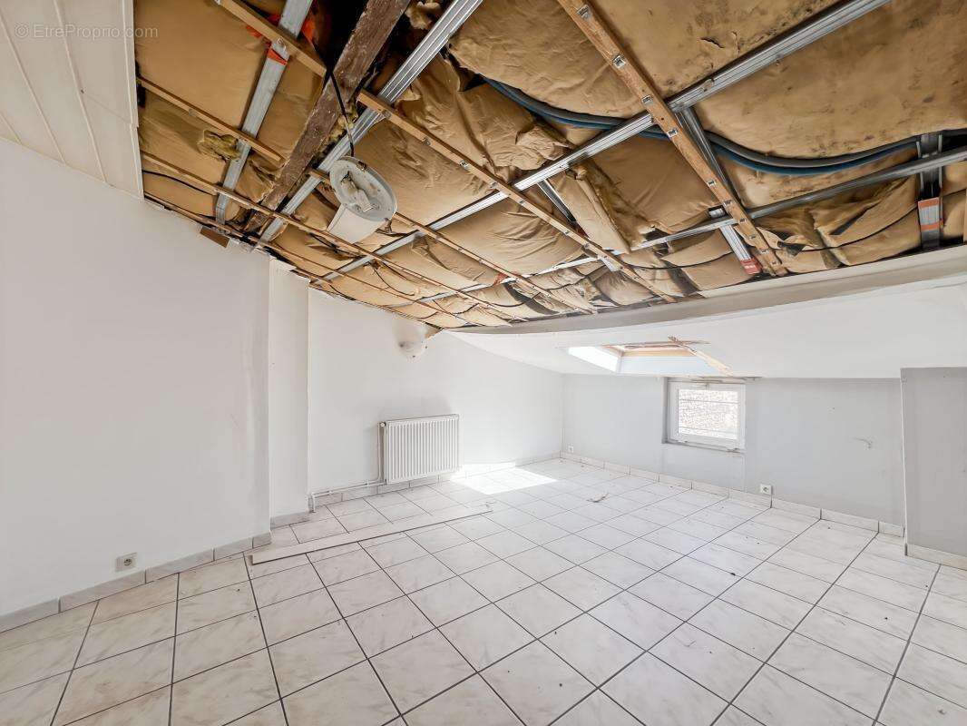 Maison à LA VOULTE-SUR-RHONE