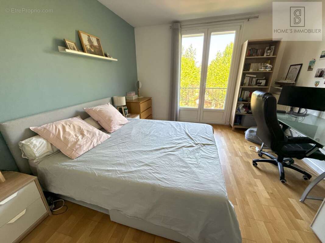 Appartement à LE RAINCY
