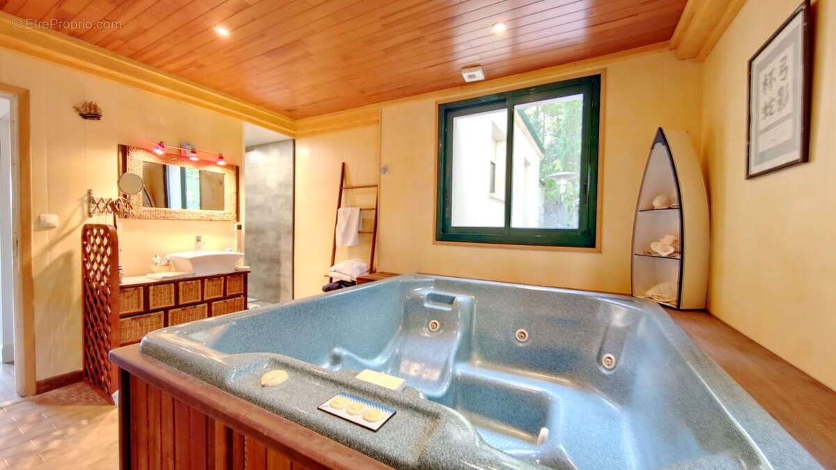 Maison à SARLAT-LA-CANEDA