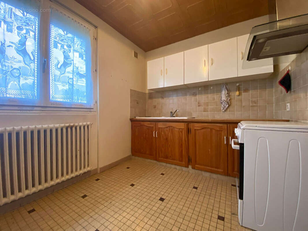 Maison à NEUILLY-SAINT-FRONT