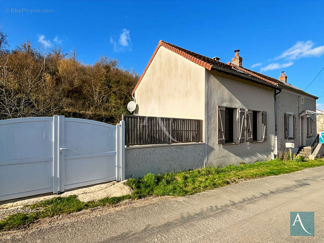 Maison à GUILLERVAL
