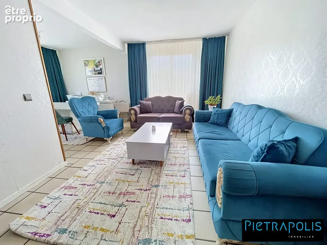 Appartement 4 pièces 71 m² à vendre à Villefranche-Sur-Saone (69400) - photo 2