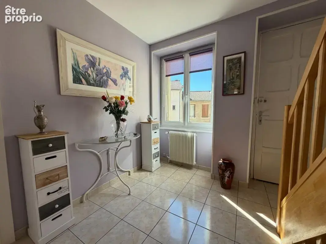 Maison de bourg lumineuse et spacieuse - Châtel-Guyon (63140) - photo 5