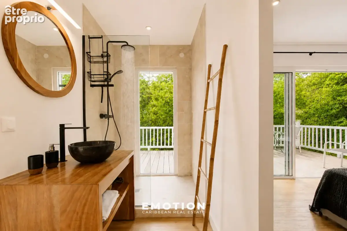 Villa T7 avec piscine et vue mer - Sainte -Anne - photo 25