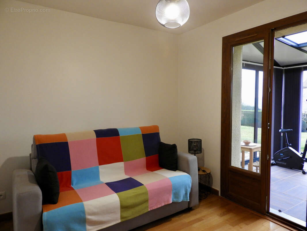 Maison à SAXI-BOURDON