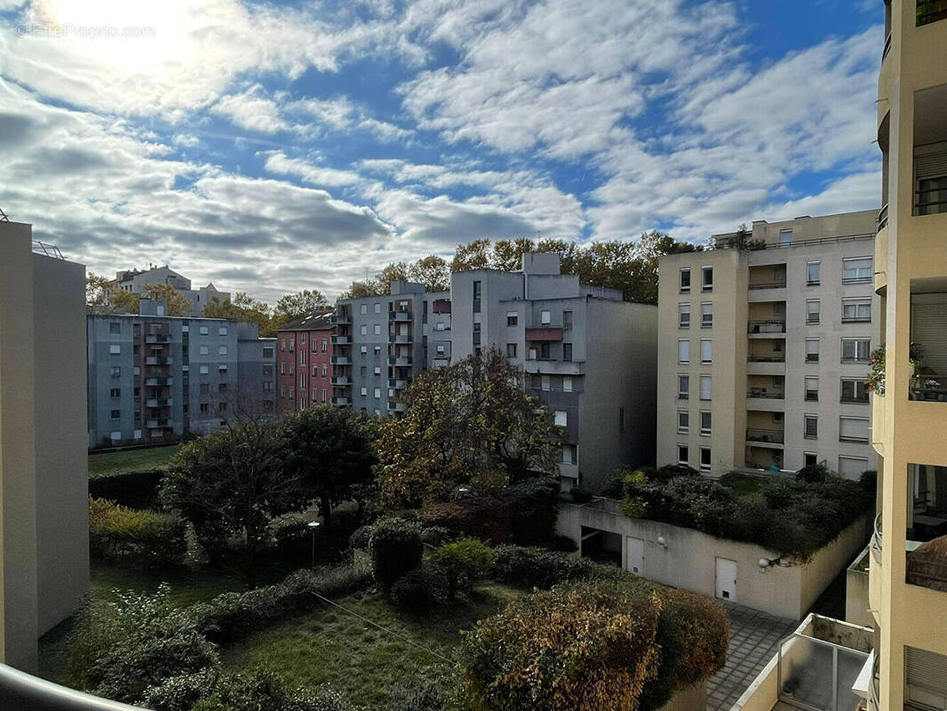 Appartement à LYON-6E