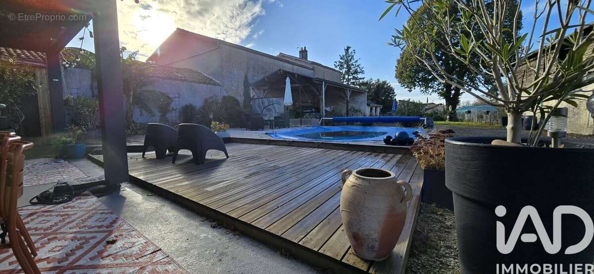 Photo 2 - Maison à SAINT-SAUVANT