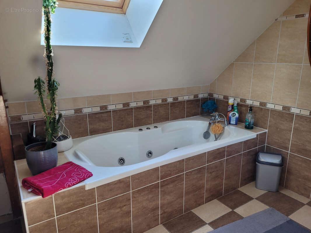 Maison à LA BOURDINIERE-SAINT-LOUP