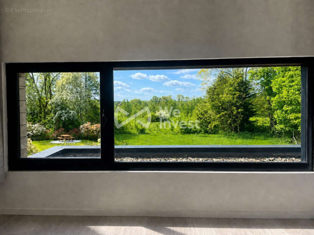 VUE DU LIT DE LA CHAMBRE D'AMIS  - Maison à CYSOING