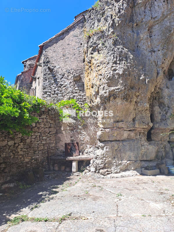 Maison à LE CAYLAR