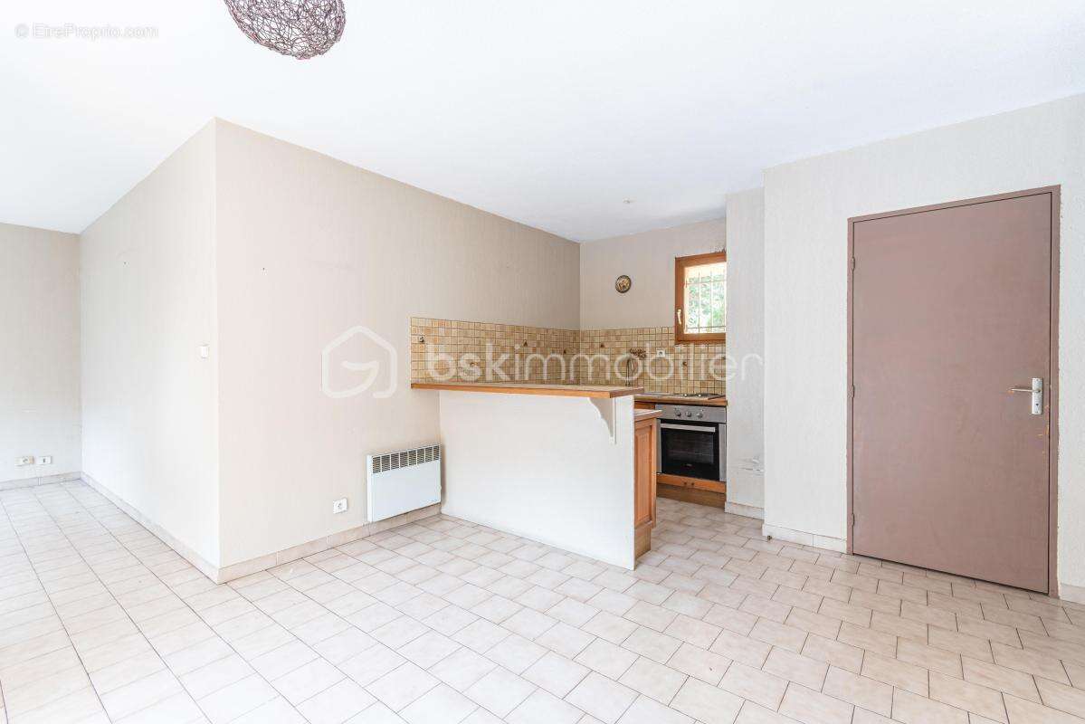 *** coup de coeur *** t3 en rez de jardin avec garage *** - photo 5
