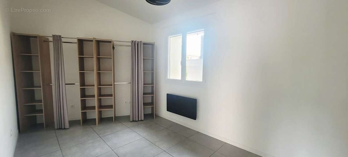 Appartement à SAINT-PAUL-TROIS-CHATEAUX