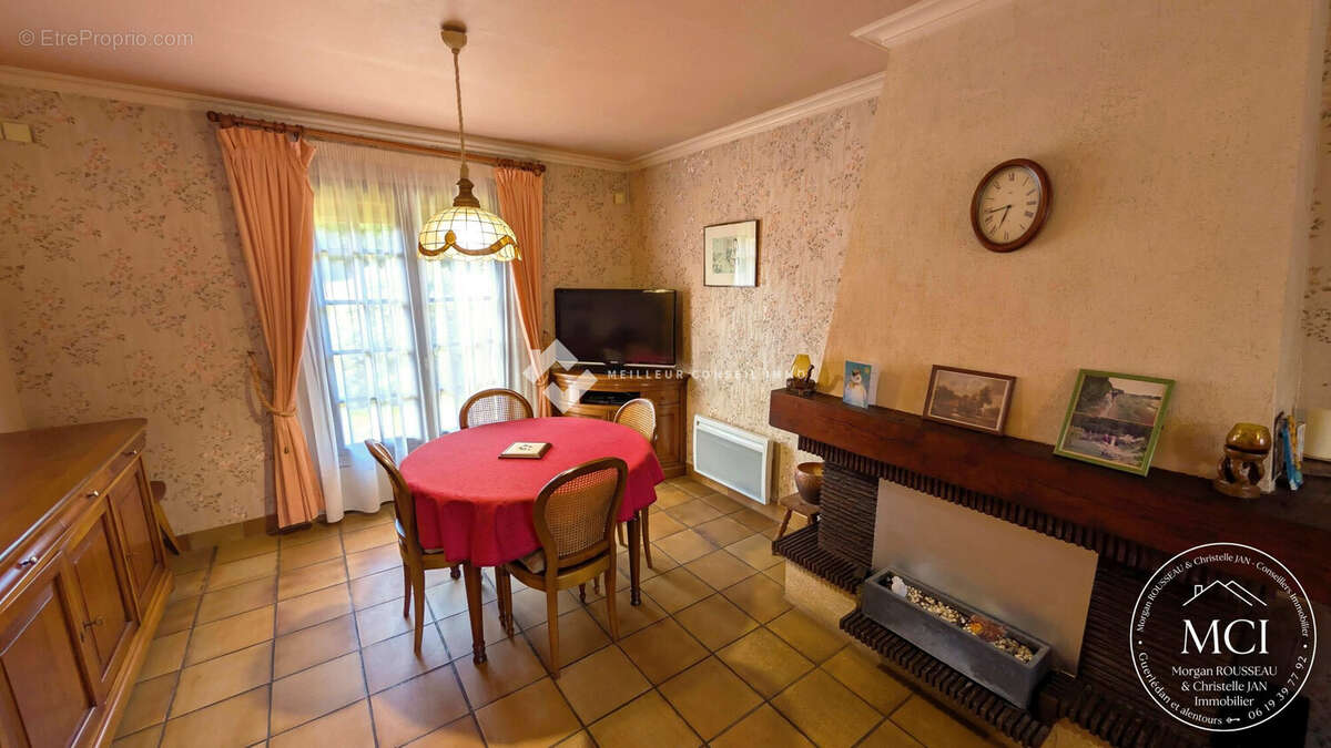 Maison 92 m² à Caurel  - photo 7