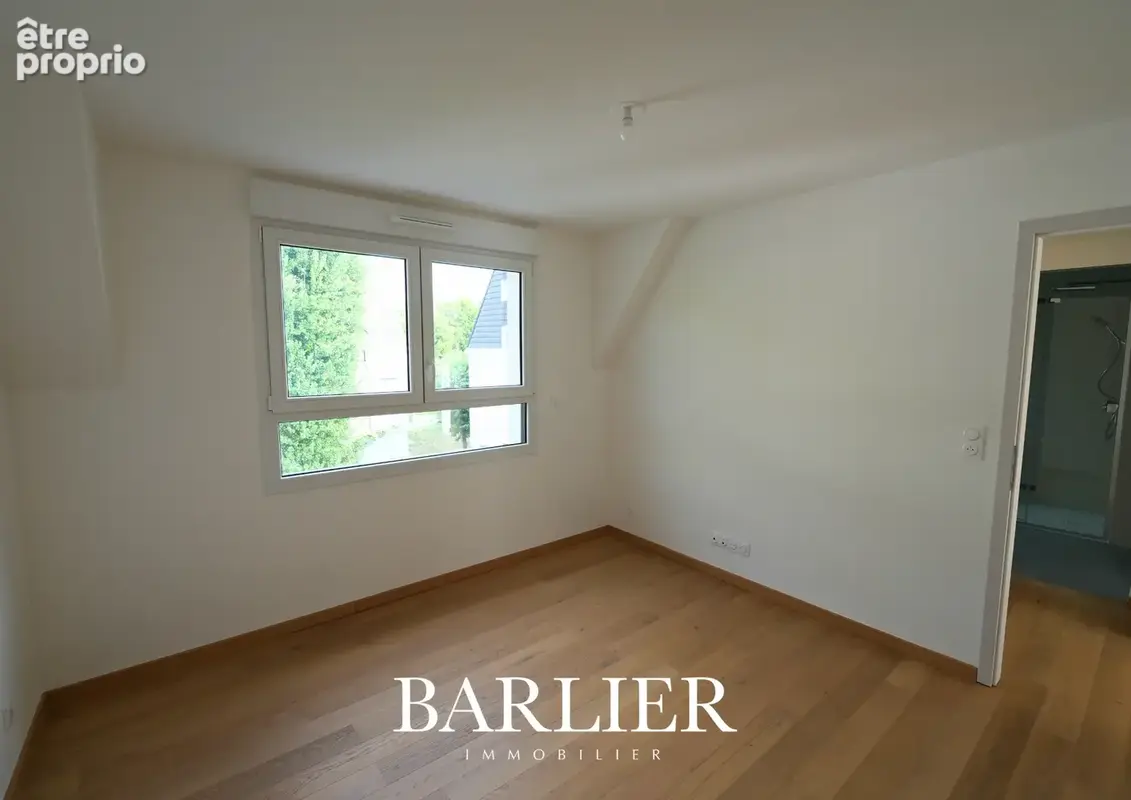 Robertsau - Duplex neuf de 125m2 avec terrasse et double garage - photo 8