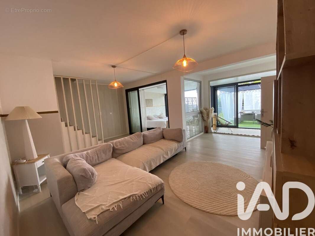 Photo 5 - Maison à SAINT-DENIS