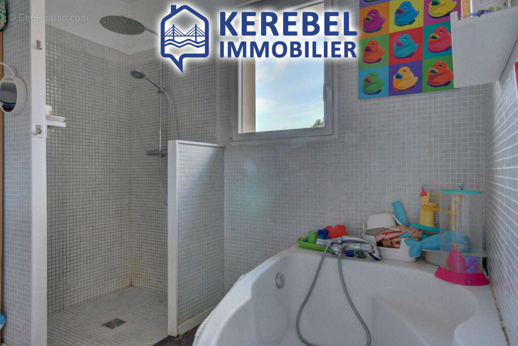 Maison à LOGONNA-DAOULAS