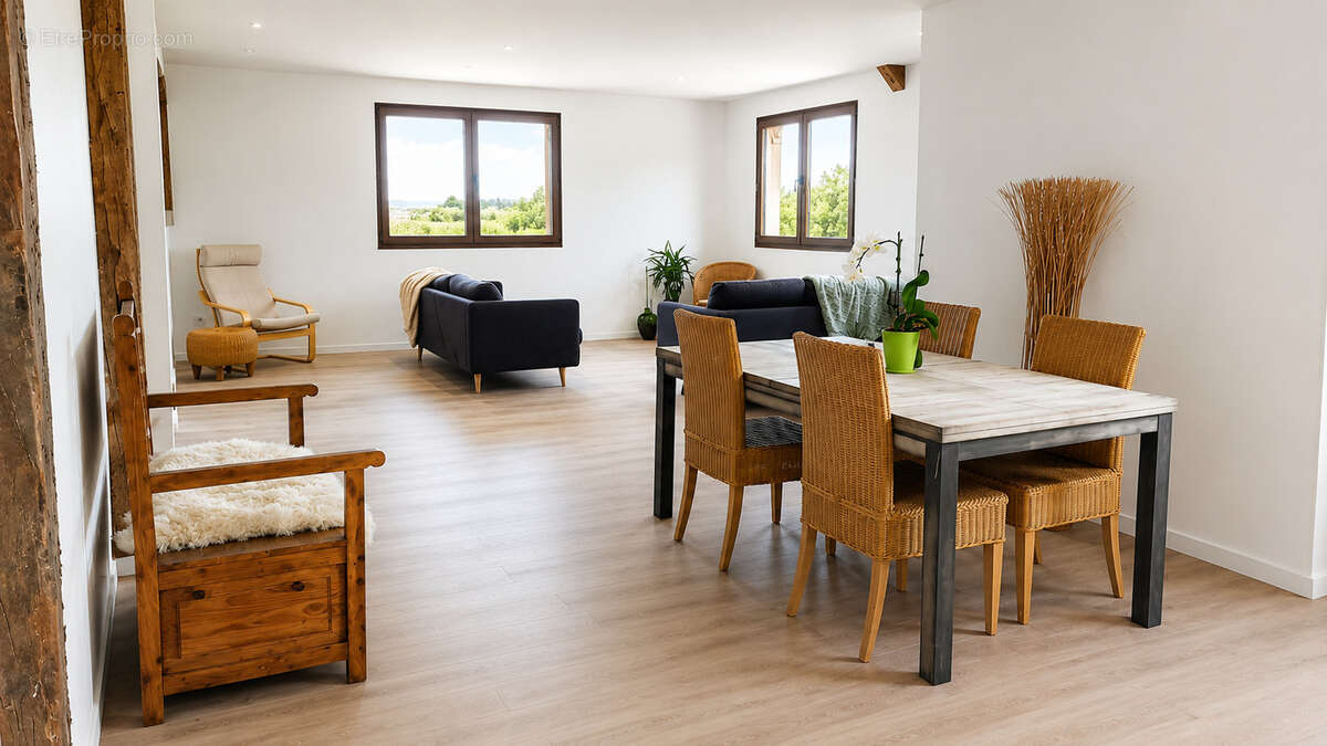 LA RIVIERE ENVERSE- Ferme authentique de 200m2 - A vendre - photo 3