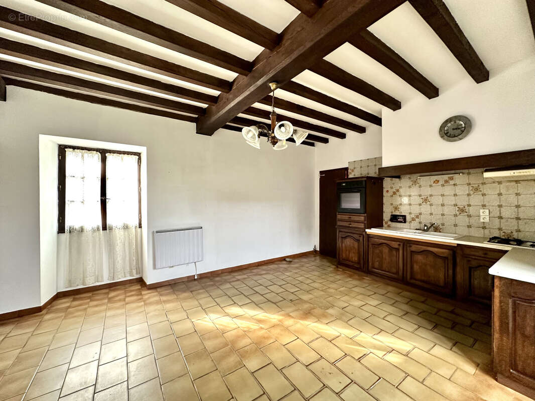 Maison à AUTEVIELLE-SAINT-MARTIN-BIDEREN